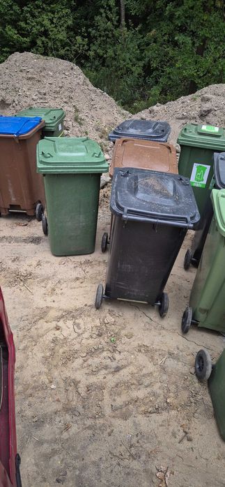 Kosz na śmieci plastikowy 240l kosze plastikowe