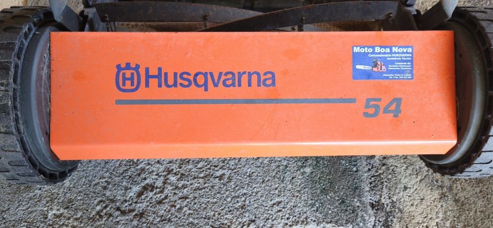 Corta relva manual