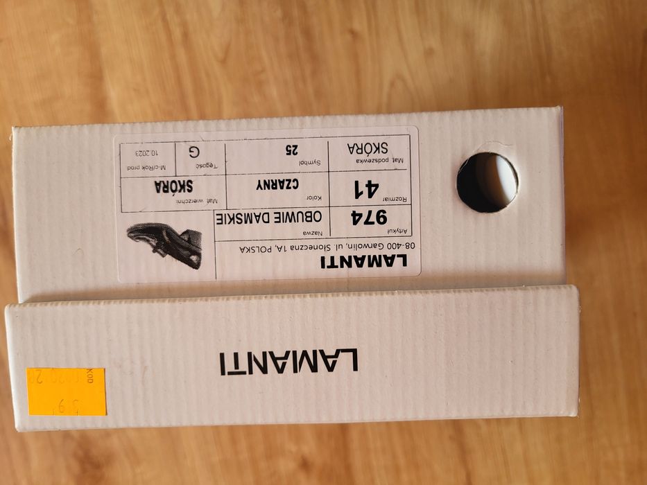 Półbuty Lamanti 974 Czarny lakier 41 okazja
