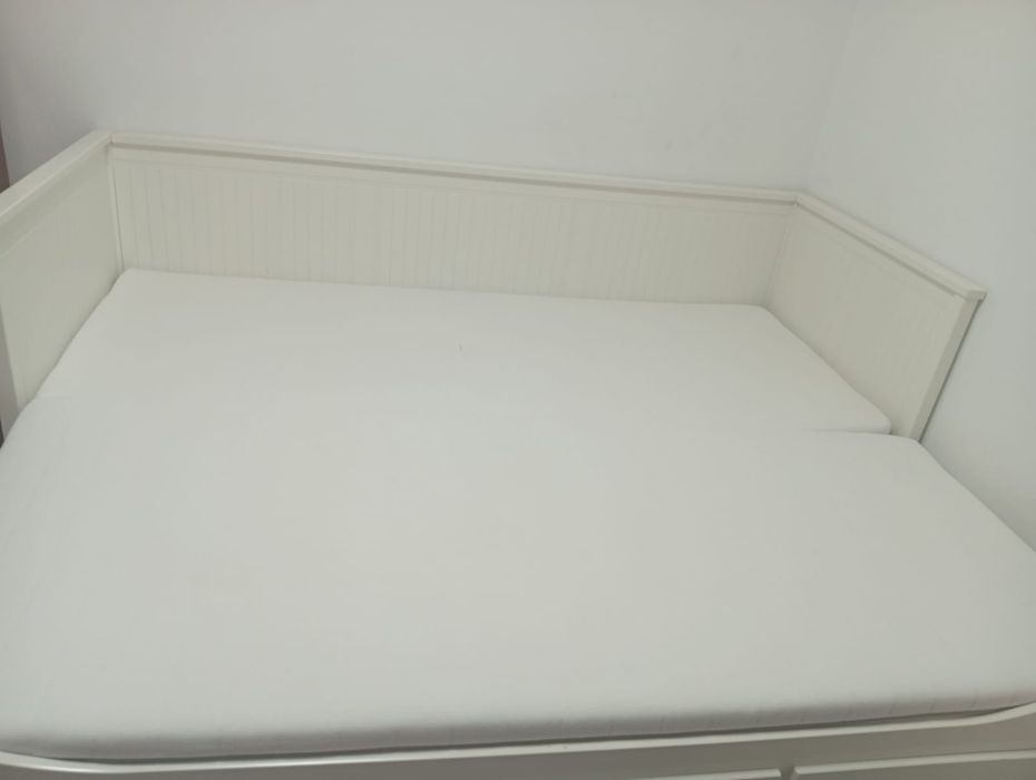 Vendo cama extensível com colchões