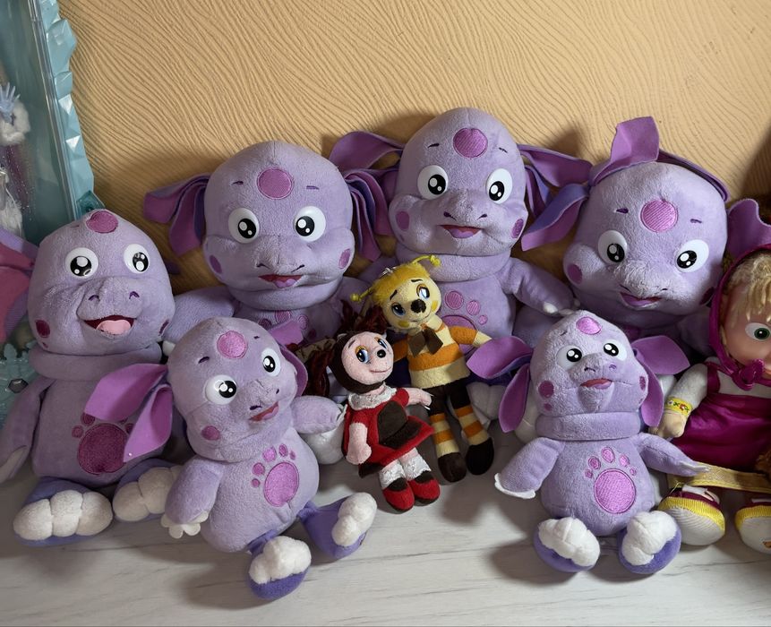 Іграшки з мультфільму - Лунтік, Маша і медвідь