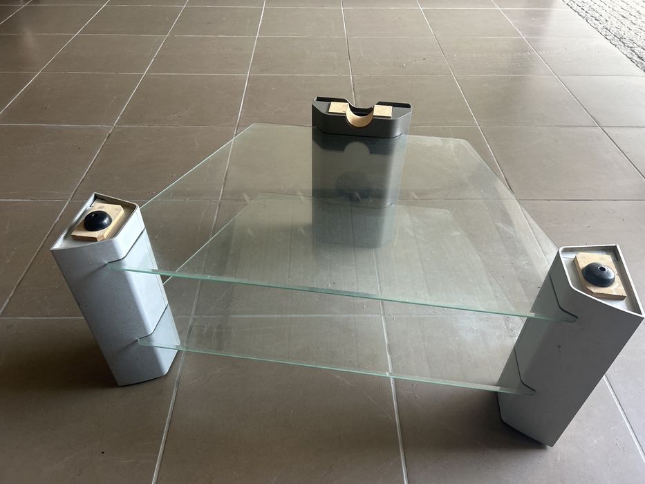 duas Tv Sony (medio e grande)