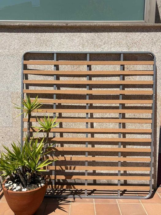 Estrado cama  200x180cm ,