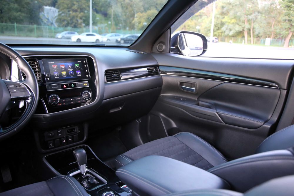 Mitsubishi Outlander 2018