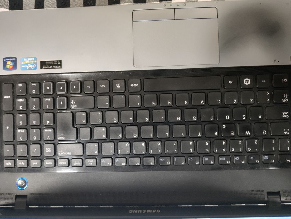 Samsung NP300E5A-S06PT | i3 | 6GB RAM | SSD 240GB | Sem bateria