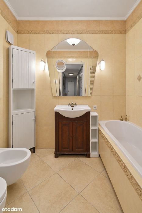 Mieszkanie 63,5m²✮2 pokoje✮Garaż✮Wspólnota✮Loggia✮