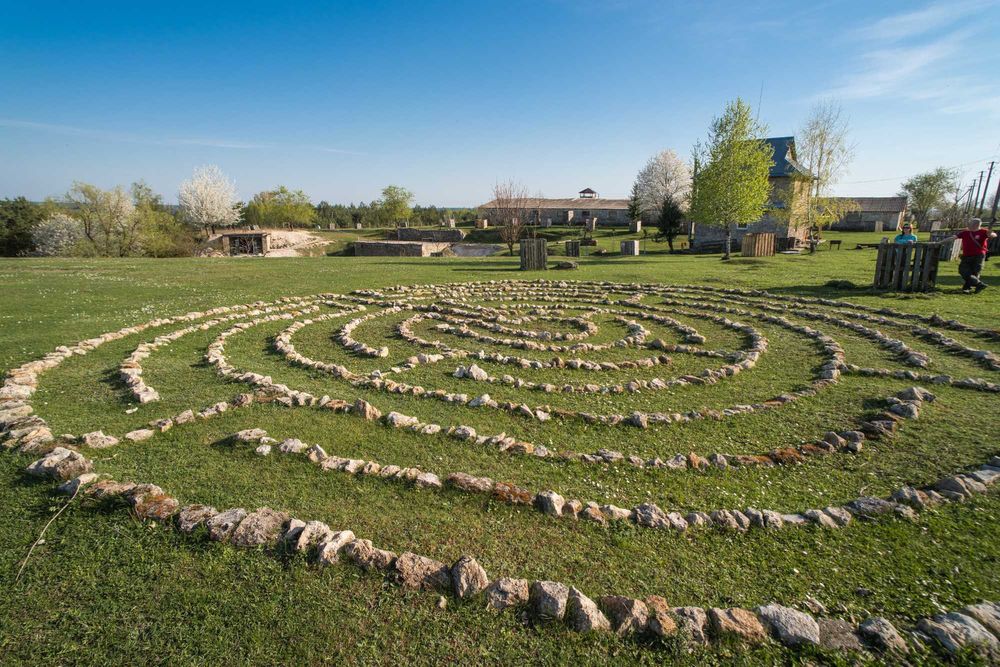 Будинок котедж для відпочинку з чаном подобова оренда до 11 осіб