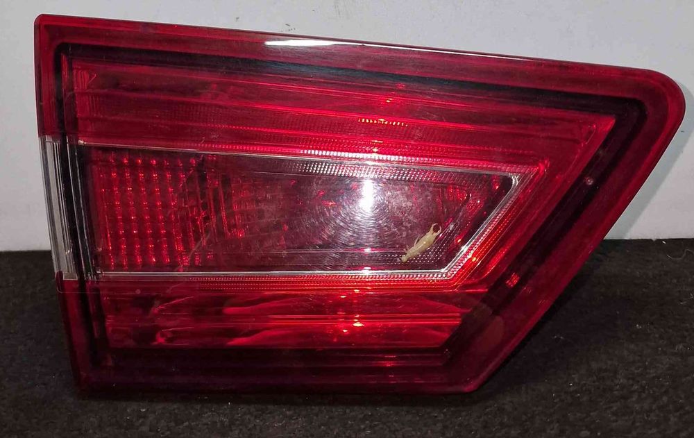 Farolim da Mala Esquerdo 265552424R - RENAULT CLIO IV
