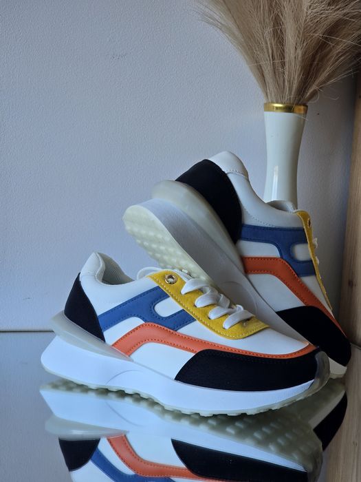 Sportowe buty damskie rozmiar 40