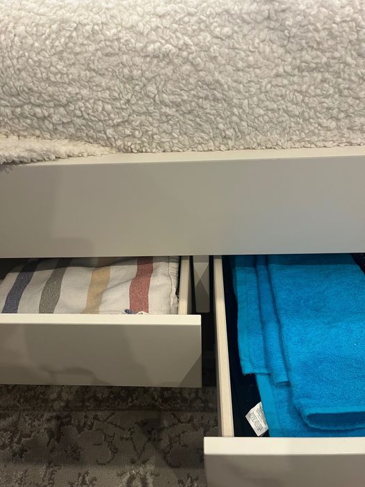 Cama IKEA 140x200 + Colchão