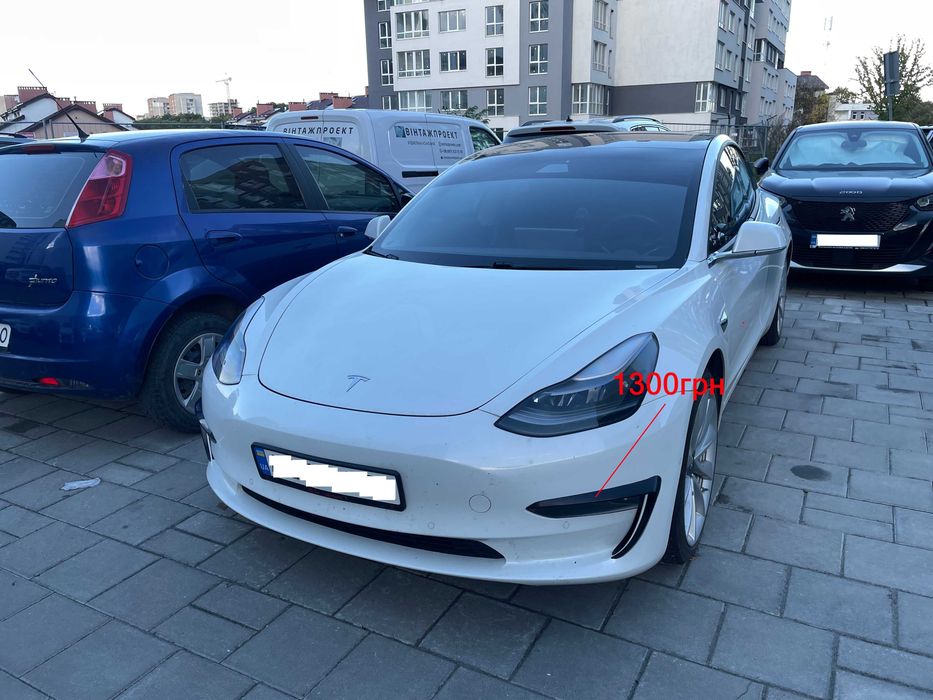 тюнинг Tesla Model 3, Y: жабры, накладки на зеркала, на камеры заднего вида