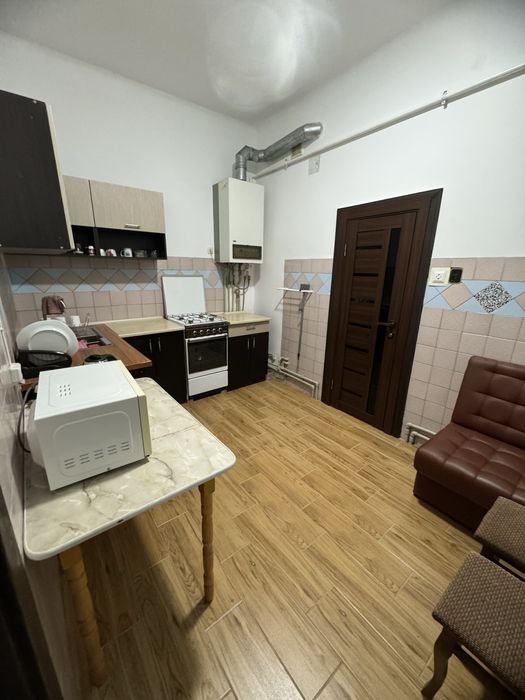 2кім квартира ЦЕНТР по добово, після ремонту