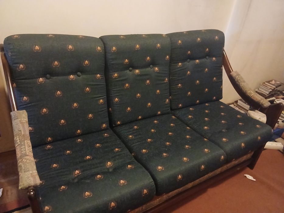 Forno,roupeiro, sofás cama