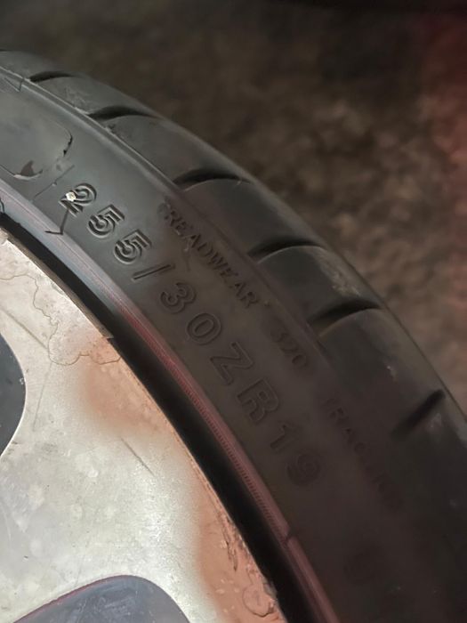 Jantes 19 BMW M com pneus