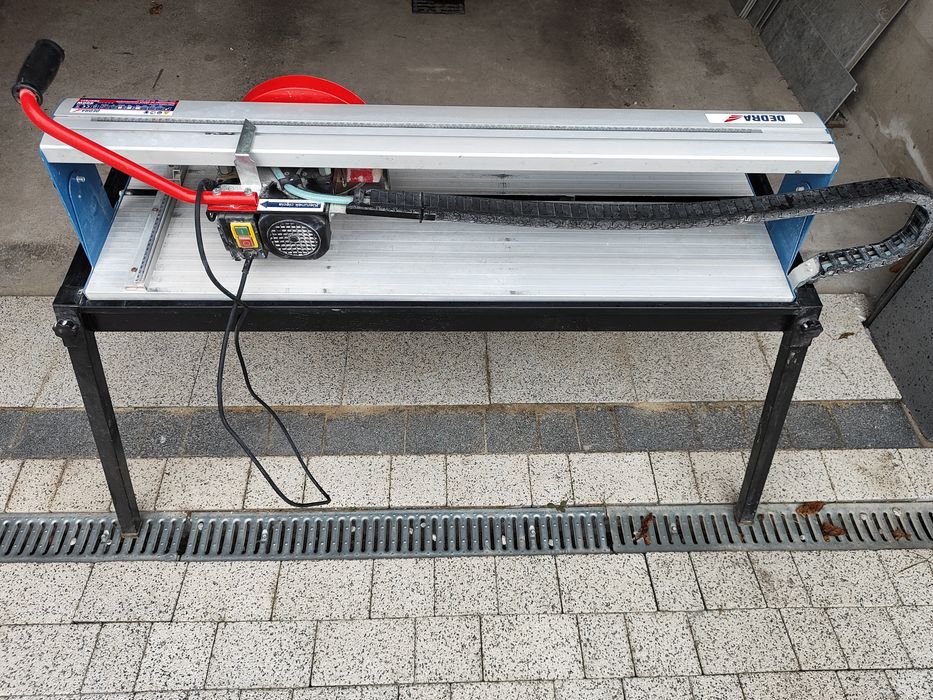 Przecinarka do glazury 230mm 800W DEDRA DED7831