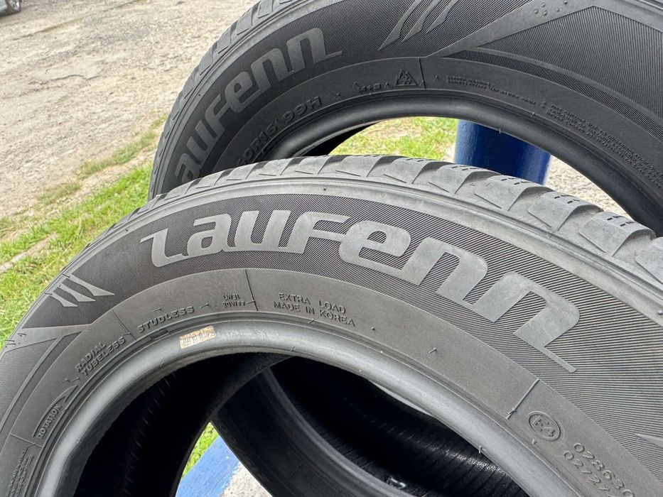 Зимові шини Laufenn 215/60 R16