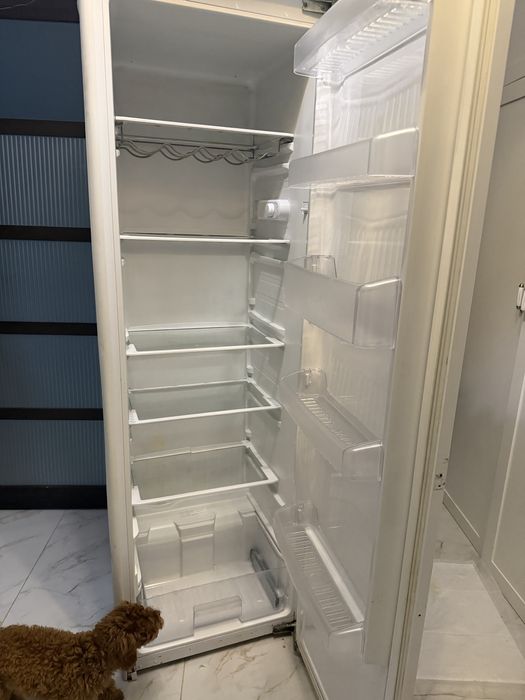 Вбудований холодильник