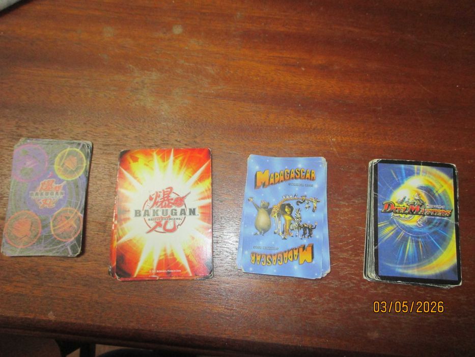 Cartas de Spiderman, The Incerdibles, Madagascar,Bakugan e Duel Masters
