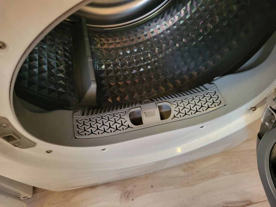 Sprzedam suszarkę Samsung
