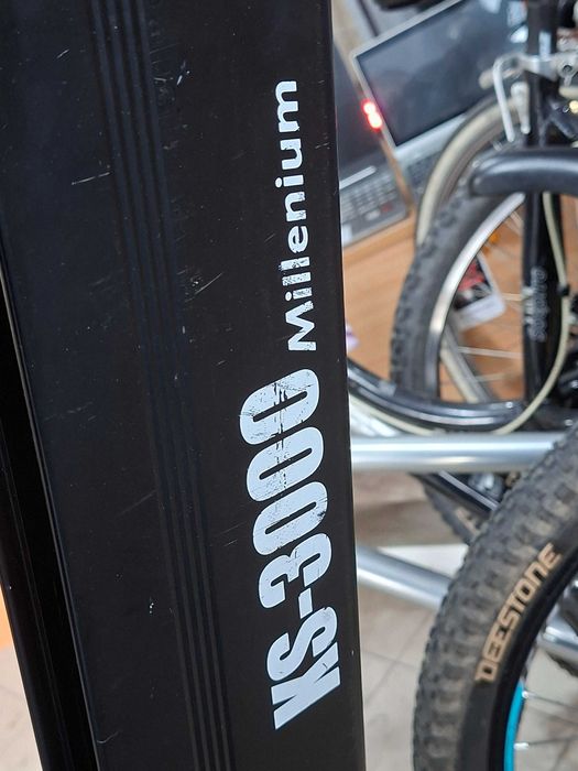 Profesjonalny stojak statyw pod keyboard Millenium KS-3000