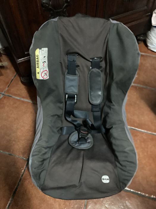 Cadeira auto para crianças em bom estado