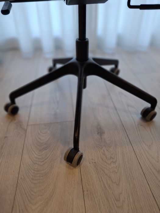 Cadeira de Escritório Ikea - JÄRVFJÄLLET