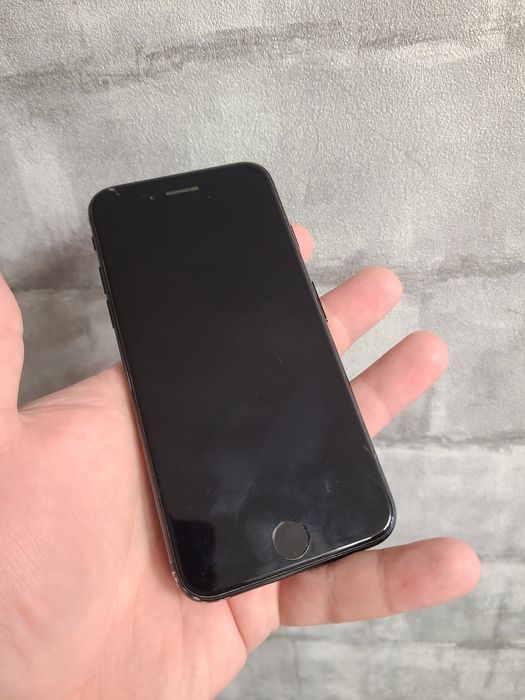 IPhone Se gen2 64gb Neverlock, icloud