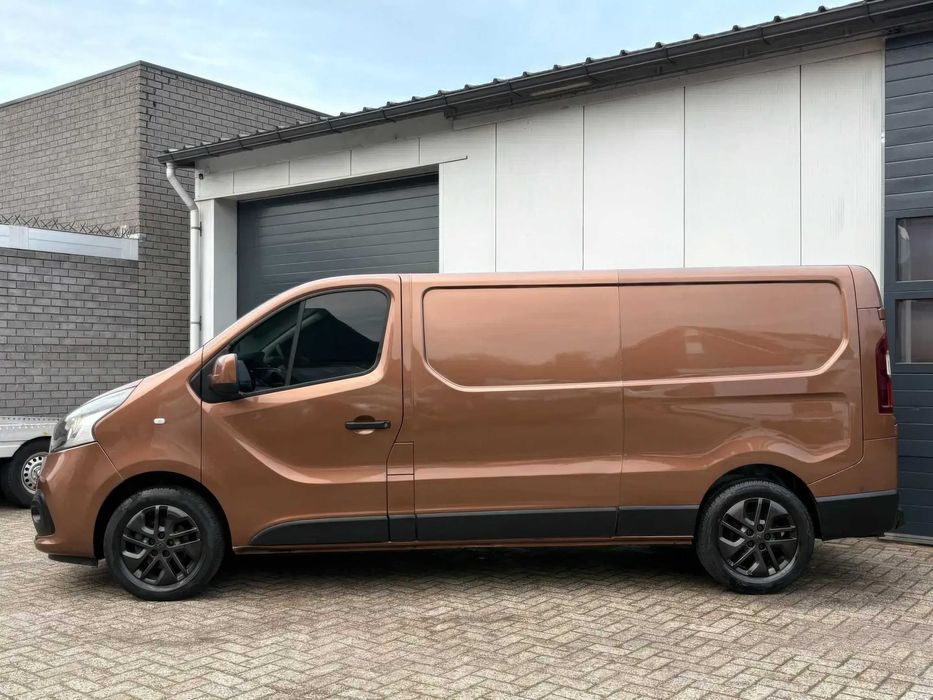 Renault Trafic      2015