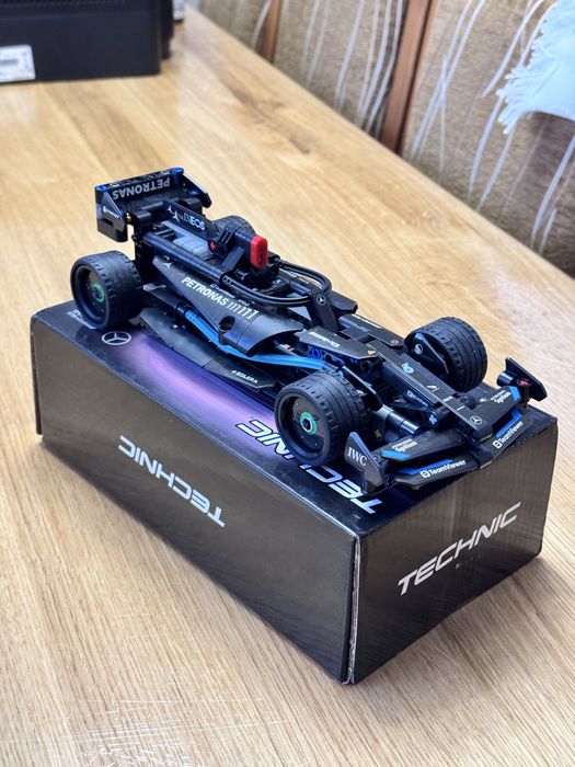 Конструктор lego Technic 42165 Mercedes-AMG F1 W14 Pull-Back