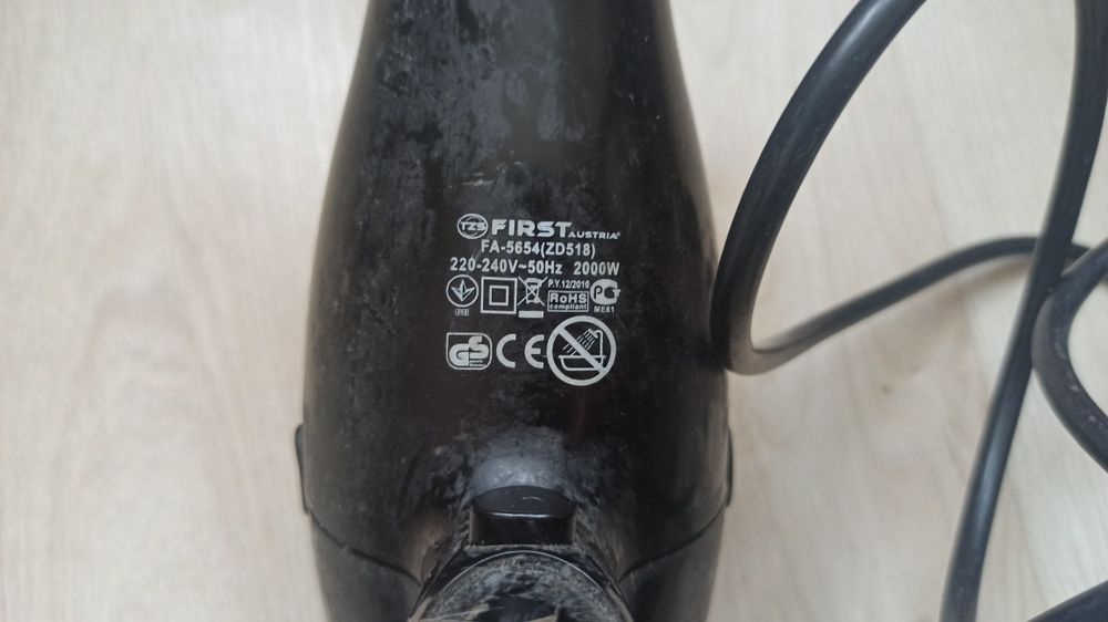 Фен First Amina 2000w