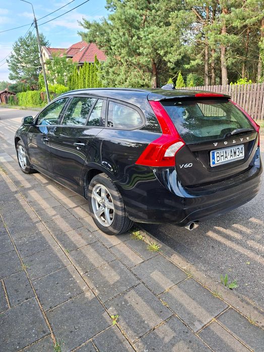 VOLVO V60 2.0d , D2, 2015r. 220 tyś. km, prywatne + zimówki Hajnówka ...