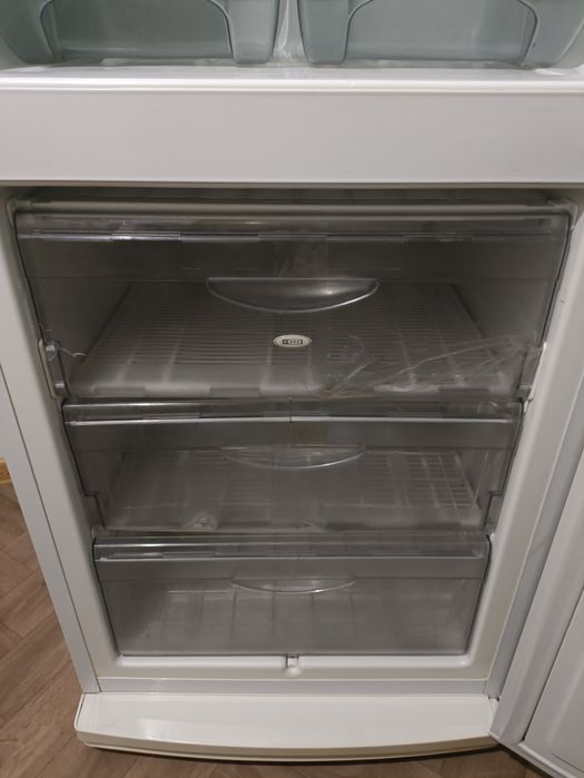 Холодильник двокамерний двокомпресорний АТЛАНТ