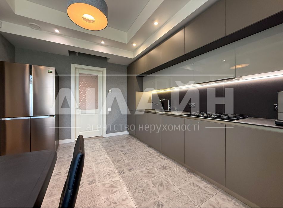 Перша сдача ! Дом Віп рівня у елітному районі