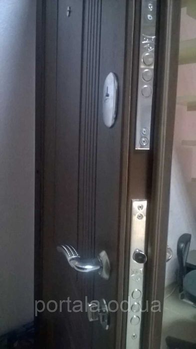 Вхідні двері для вулиці зі склопакетом серії "Люкс RAL" – модель S-3