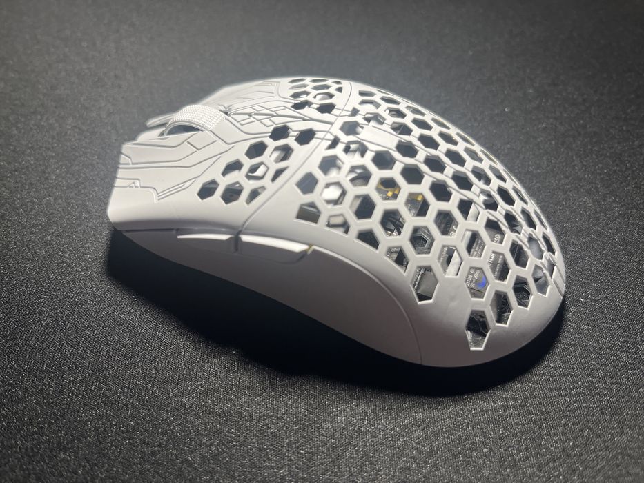 Finalmouse ULX Frostlord Medium