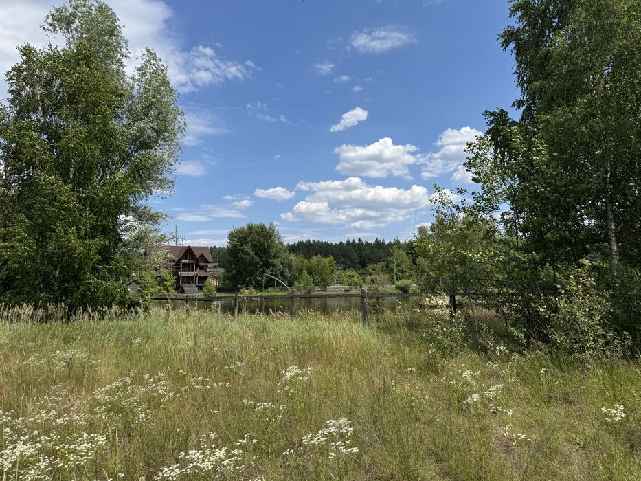 Ділянка Здвижівка біля озера