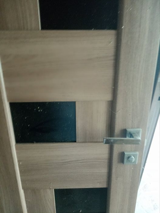 Продам двері 2 шт.