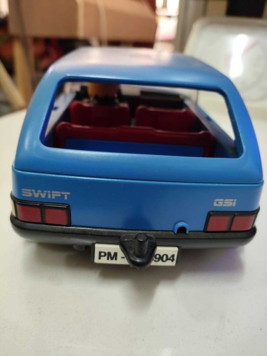 Vintage PLAYMOBIL 1986 Suzuki Swift GSi car with 1 figura