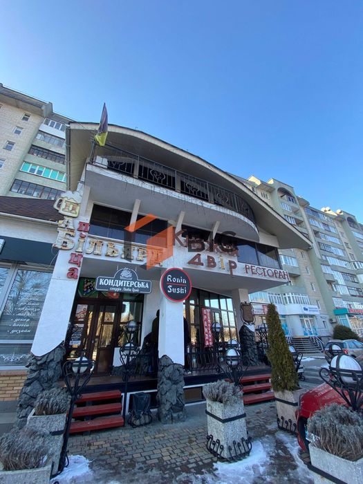 Здається в оренду комерційне приміщення по проспекту Соборності