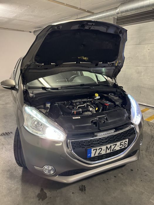 PEUGEOT 208 hdi 2012 oportunidade
