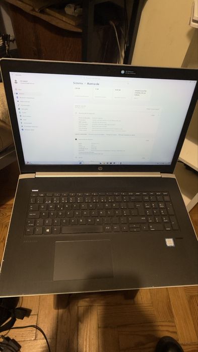 Acer TravelMate P238‑G2-M com Intel i5‑7200U e 8 GB de RAM