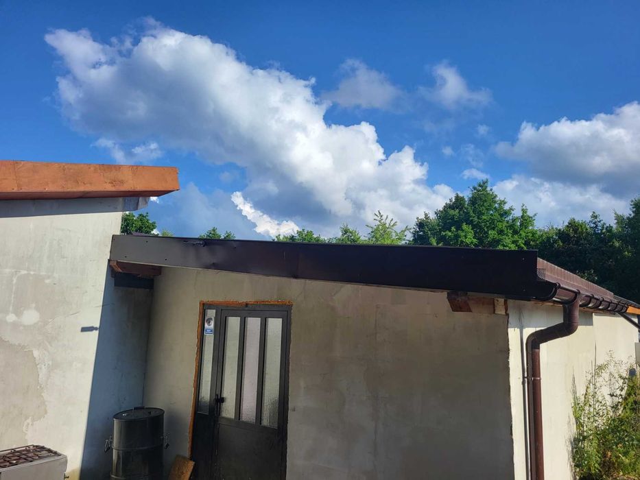 Dom oraz 35a działka z nowym garażem. Cicha spokojna okolica.