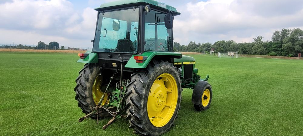 John deere 2250 z tuzem 5200mt