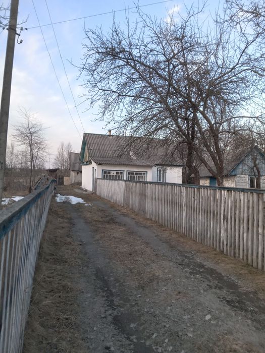 Продам будинок ст. Яблунець водопровідна 5