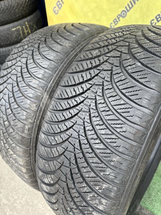 Шини Falken 215/55r17 пара всесезонка склад б/у