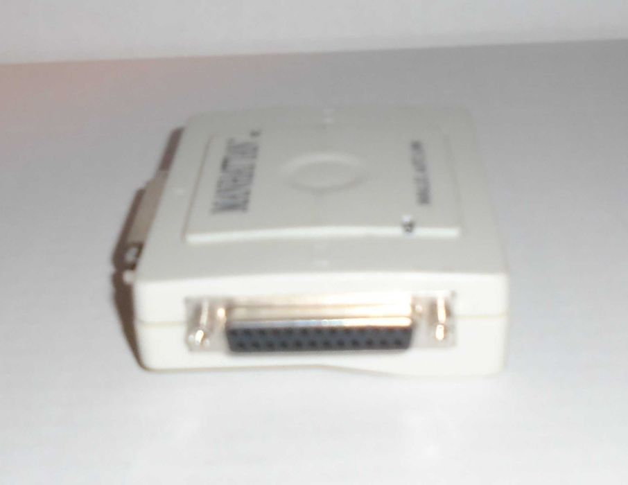 HUB with 3 Automatic Parallel Ports for Printers/Scanners. BRAND NEW64585103889409123