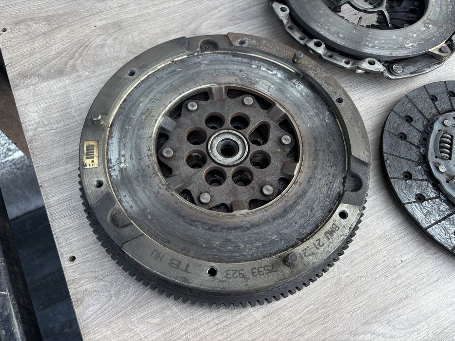 Комплект щеплення БМВ Е60 Е61 Е46 М57н 6 ступка МКПП Маховик Сцеплення