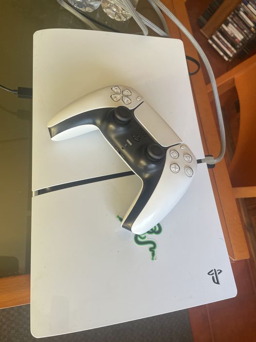 PS5 1TB C/Comando e Headsets