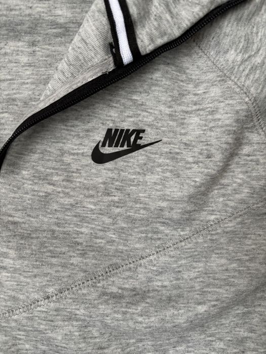 найк теч фліс розімір М