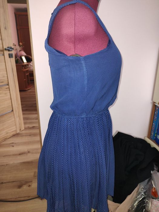 Sukienka granatowa w groszki rozmiar M Mohito